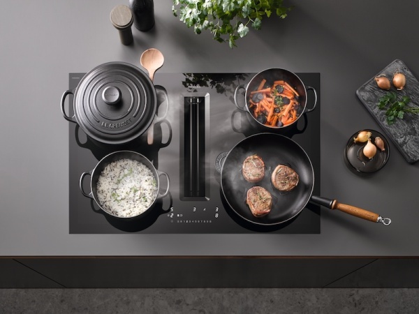 Plita cu inductie cu hota integrata Miele KMDA 7676-1 FL BlackPerfection - Img 3