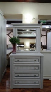 Mobila dormitor WHITE NEW, pat 160 x 200 cm, dulap, comoda, 2 noptiere, Pin Argintiu - Img 11