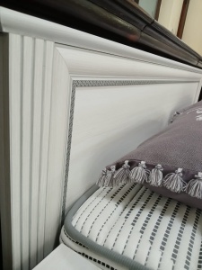Mobila dormitor WHITE NEW, pat 160 x 200 cm, dulap, comoda, 2 noptiere, Pin Argintiu - Img 15