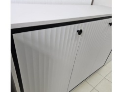 Comoda 3 Usi cu Riflaje Tina New, Casmir