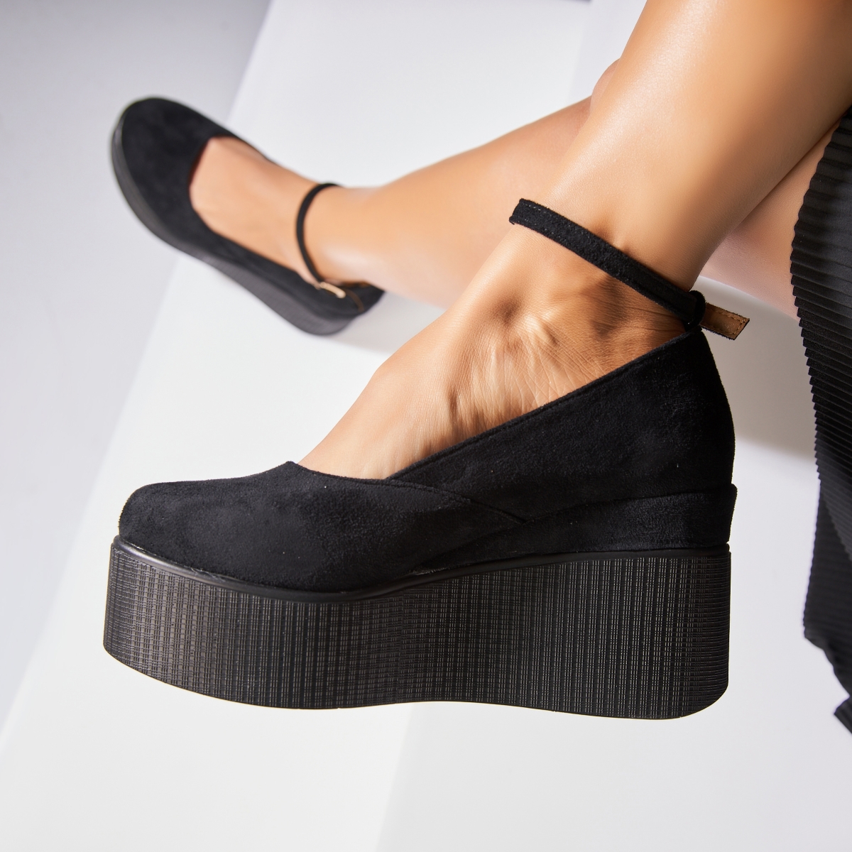 Pantofi dama cu platforma Negri din Piele Ecologica Intoarsa Kynlie