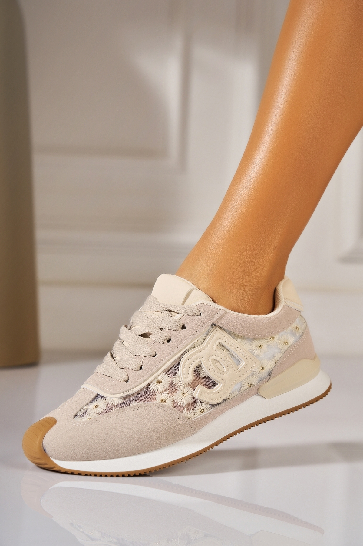 Adidași de damă Bej din Piele Ecologica Intoarsa Narali