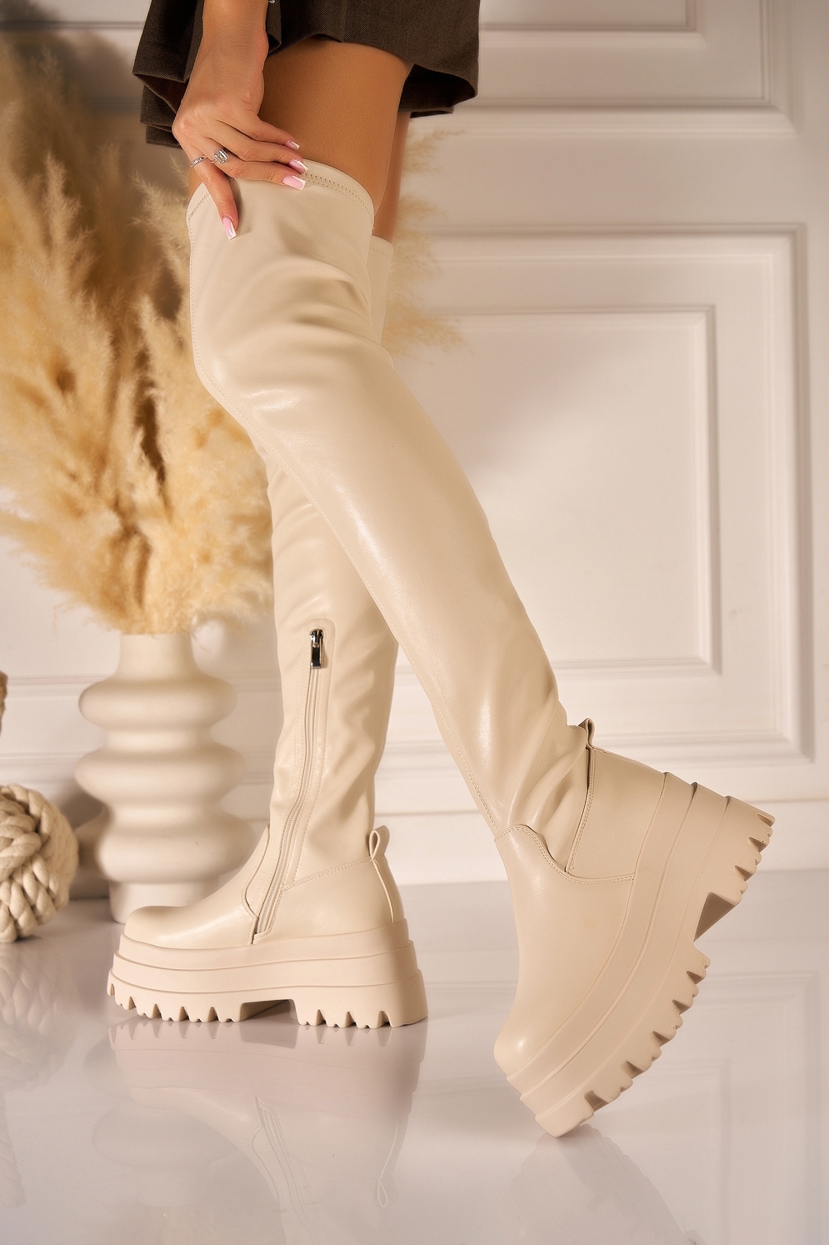 Cizme Dama cu Platforma Bej din Piele Ecologica Manha - 1 | YEO