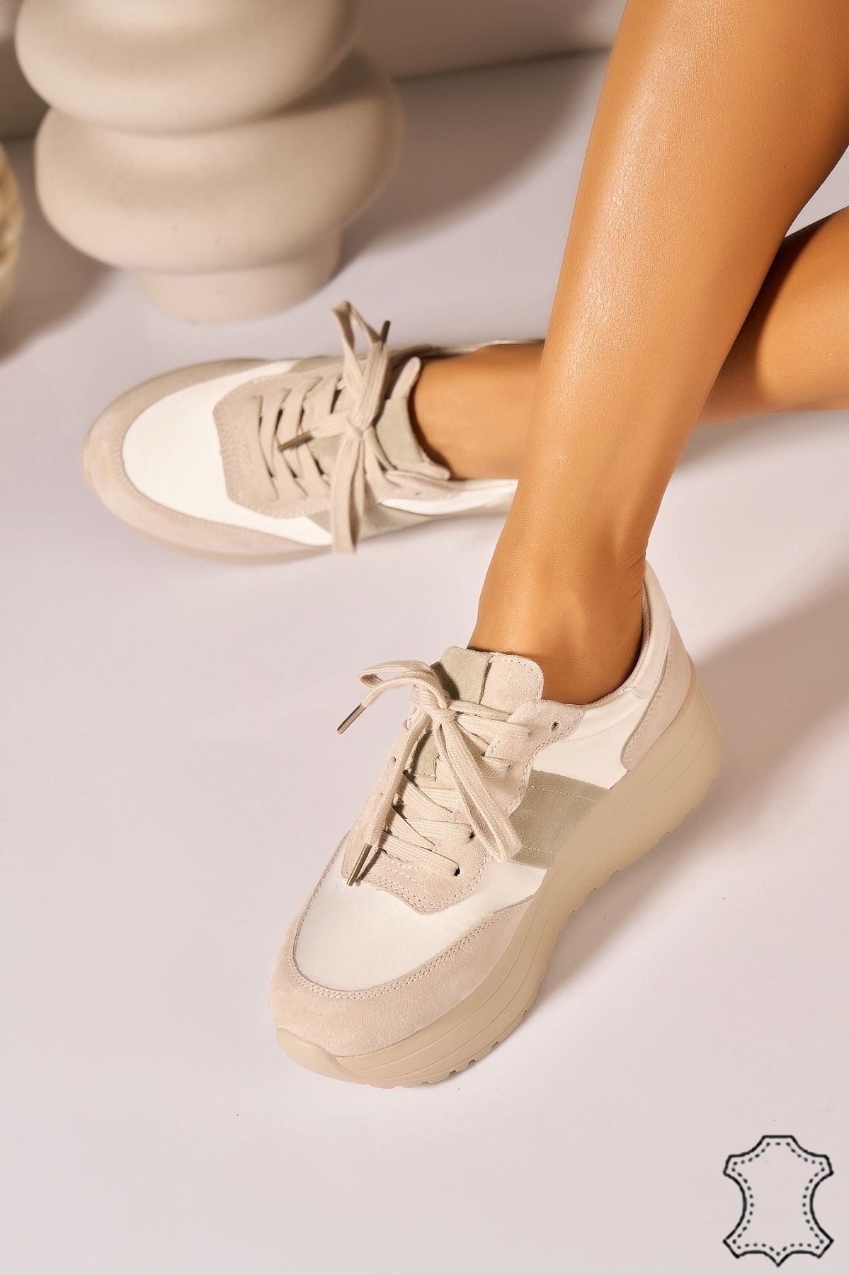 Adidasi Piele Naturala Albi Fyrra