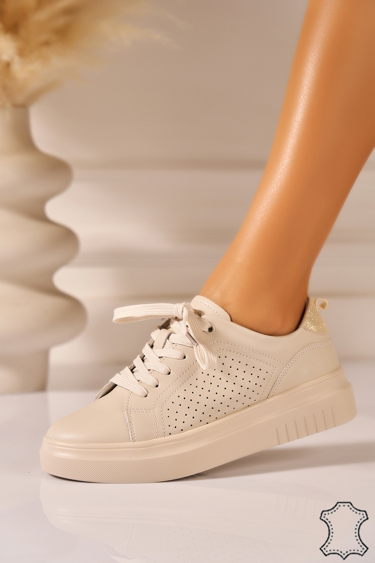 Adidasi Piele Naturala Bej Aryza