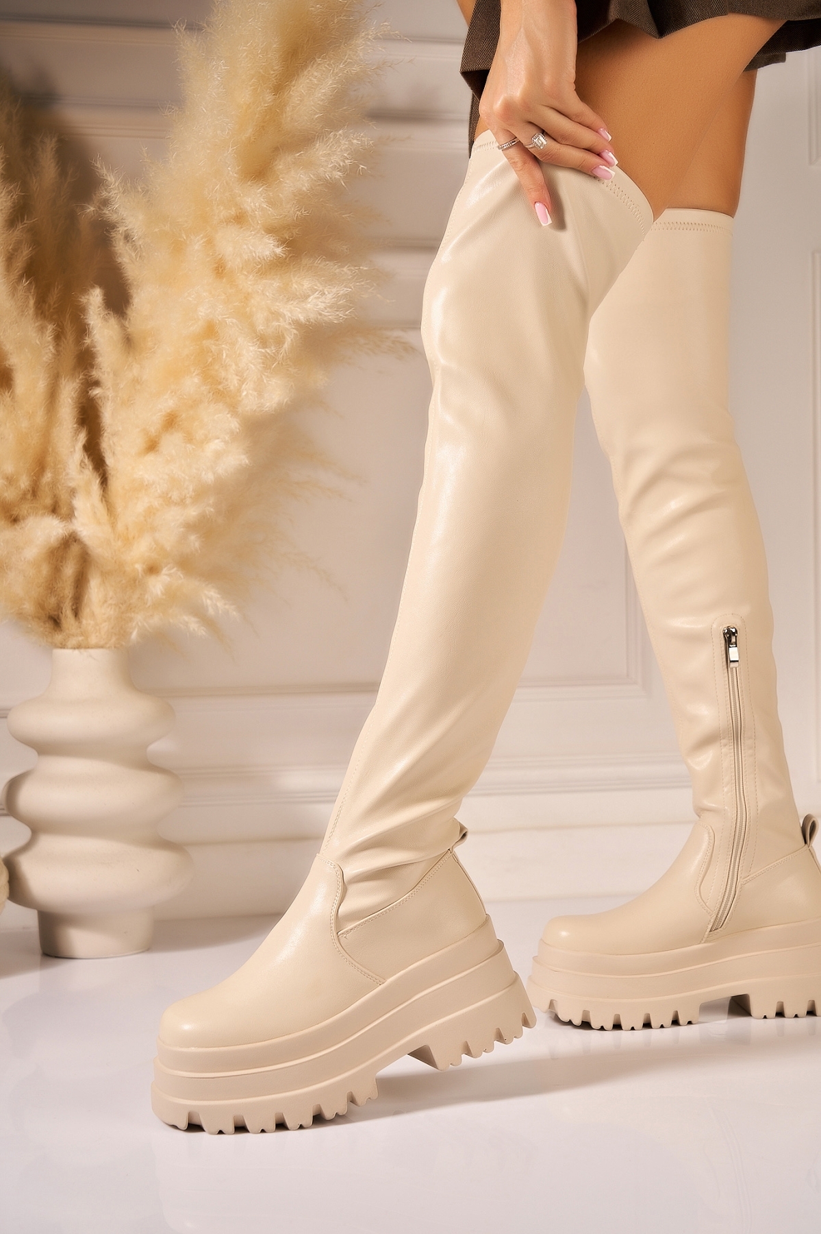 Cizme Dama cu Platforma Bej din Piele Ecologica Manha - 2 | YEO