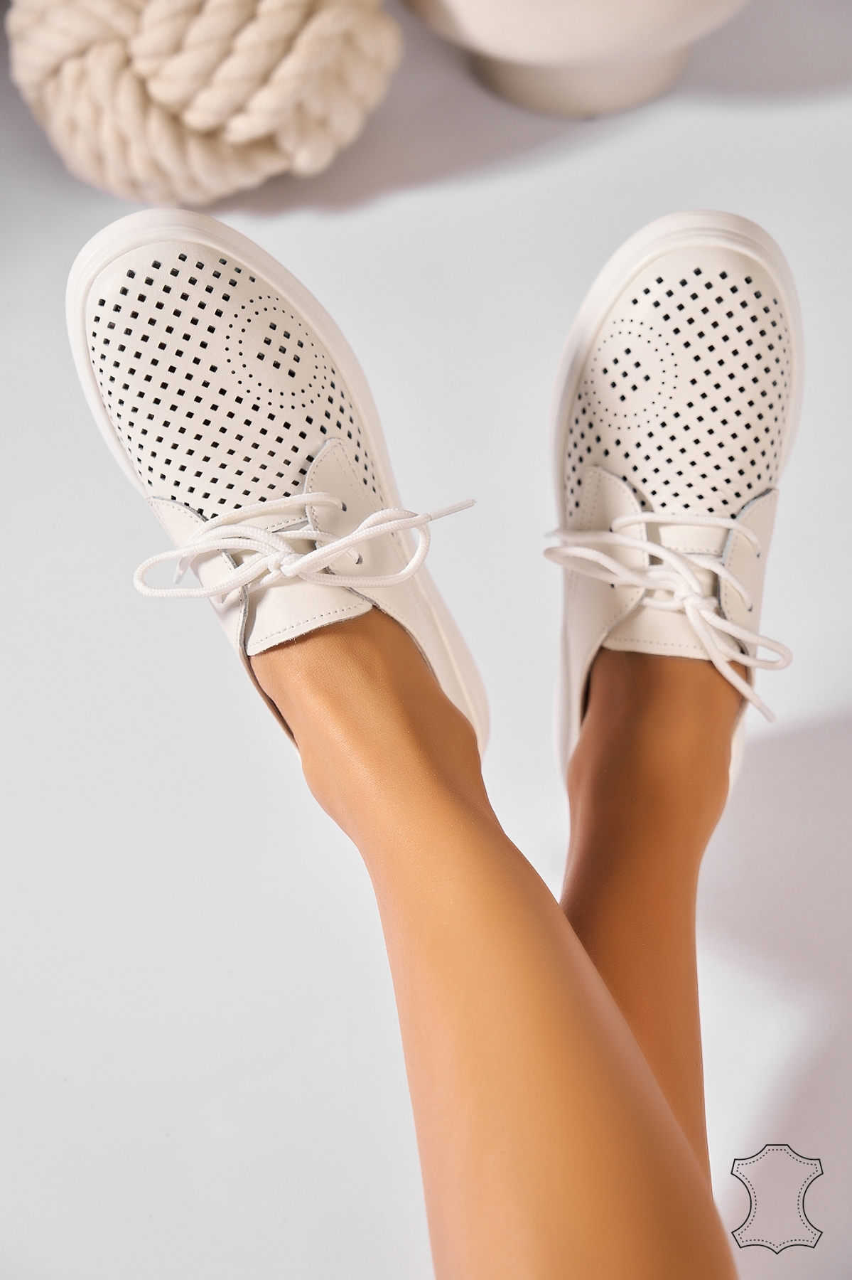 Adidasi Piele Naturala Albi Eilish - 1 | YEO
