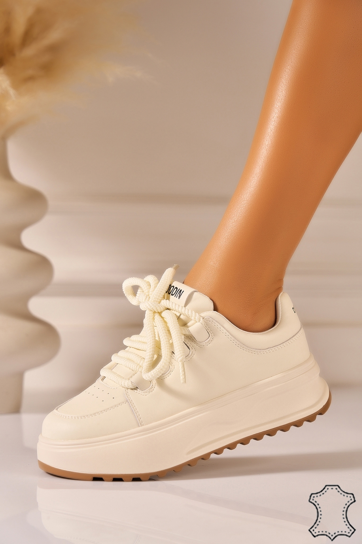 Adidasi Piele Naturala Crem Akela