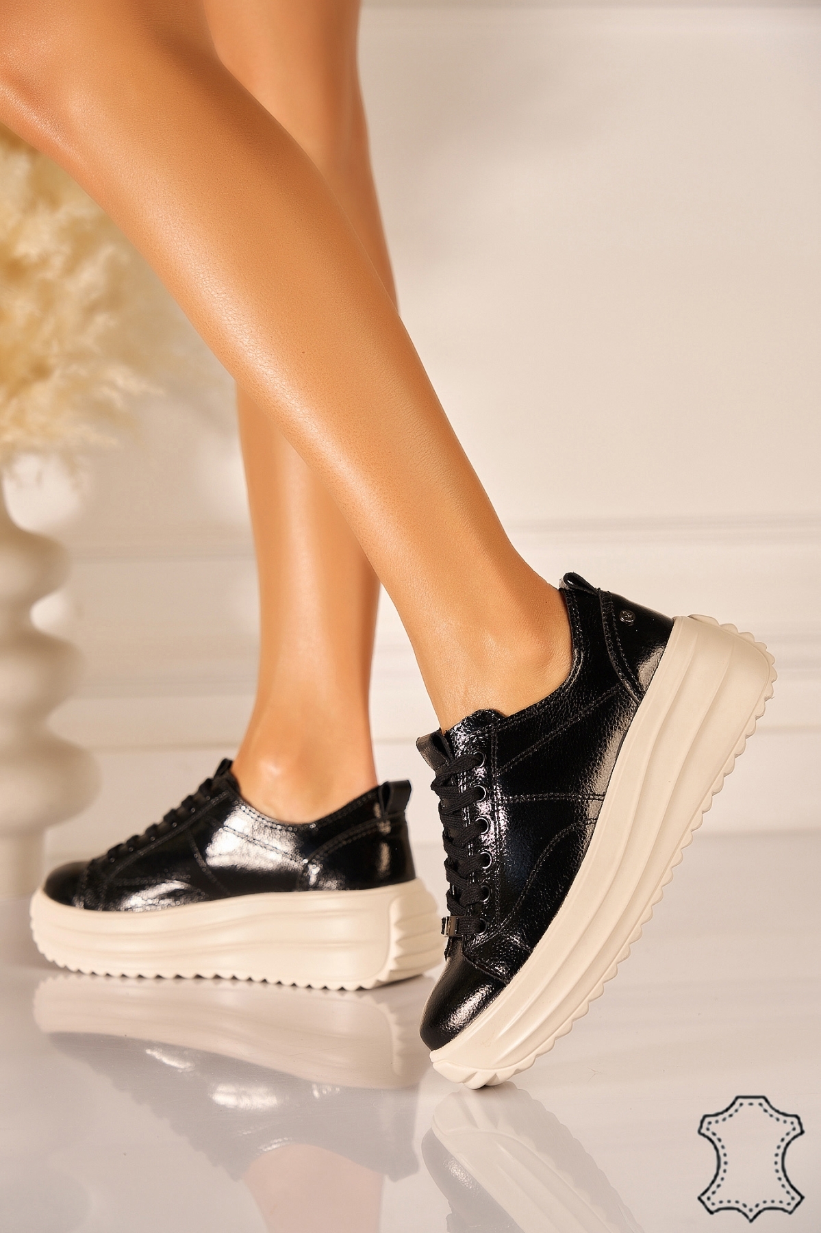 Adidasi Piele Naturala Lacuita Negri Kerri2