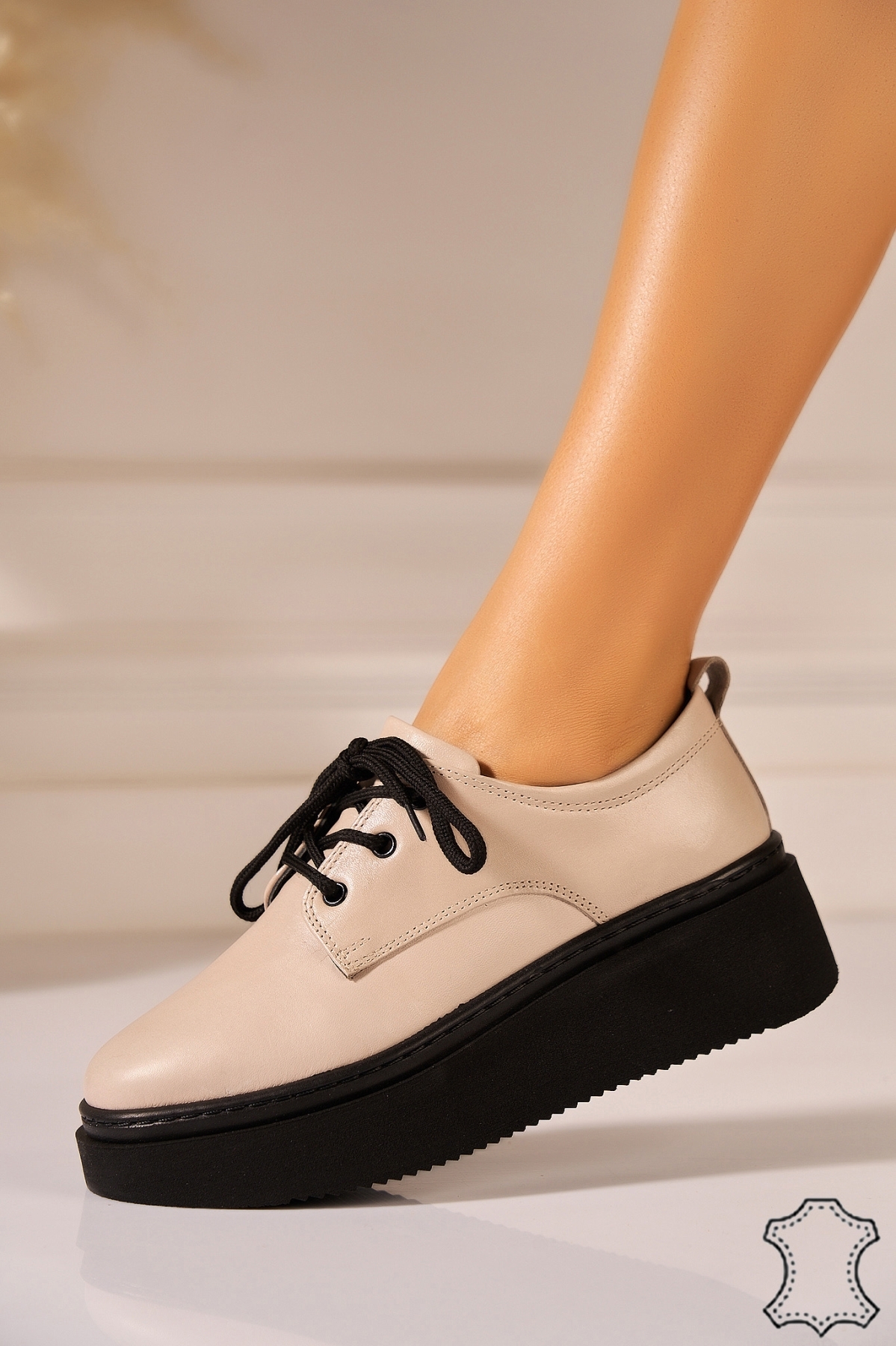 Adidasi Piele Naturala Crem Arwen