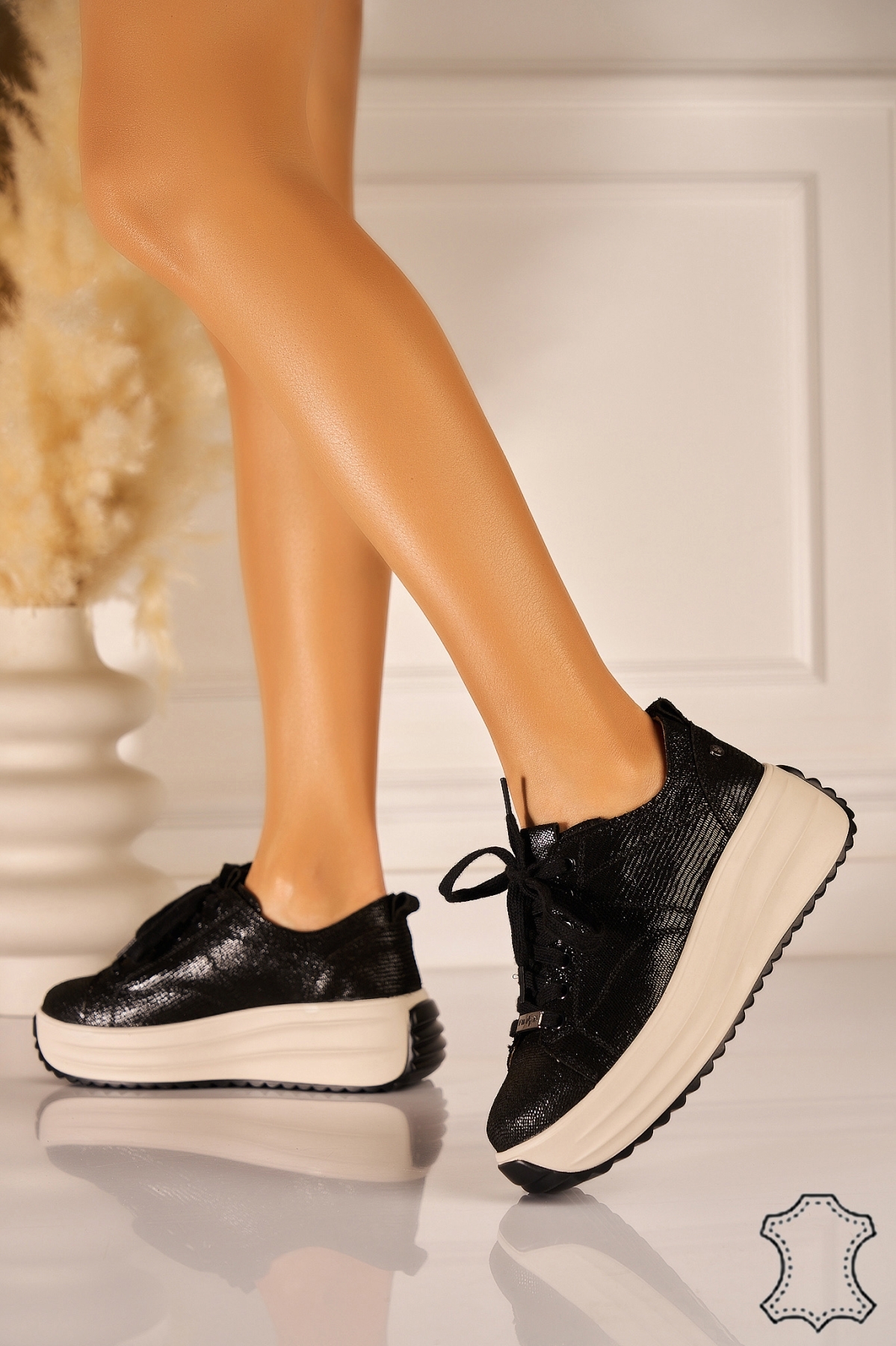 Adidasi Piele Naturala Negri Kerri