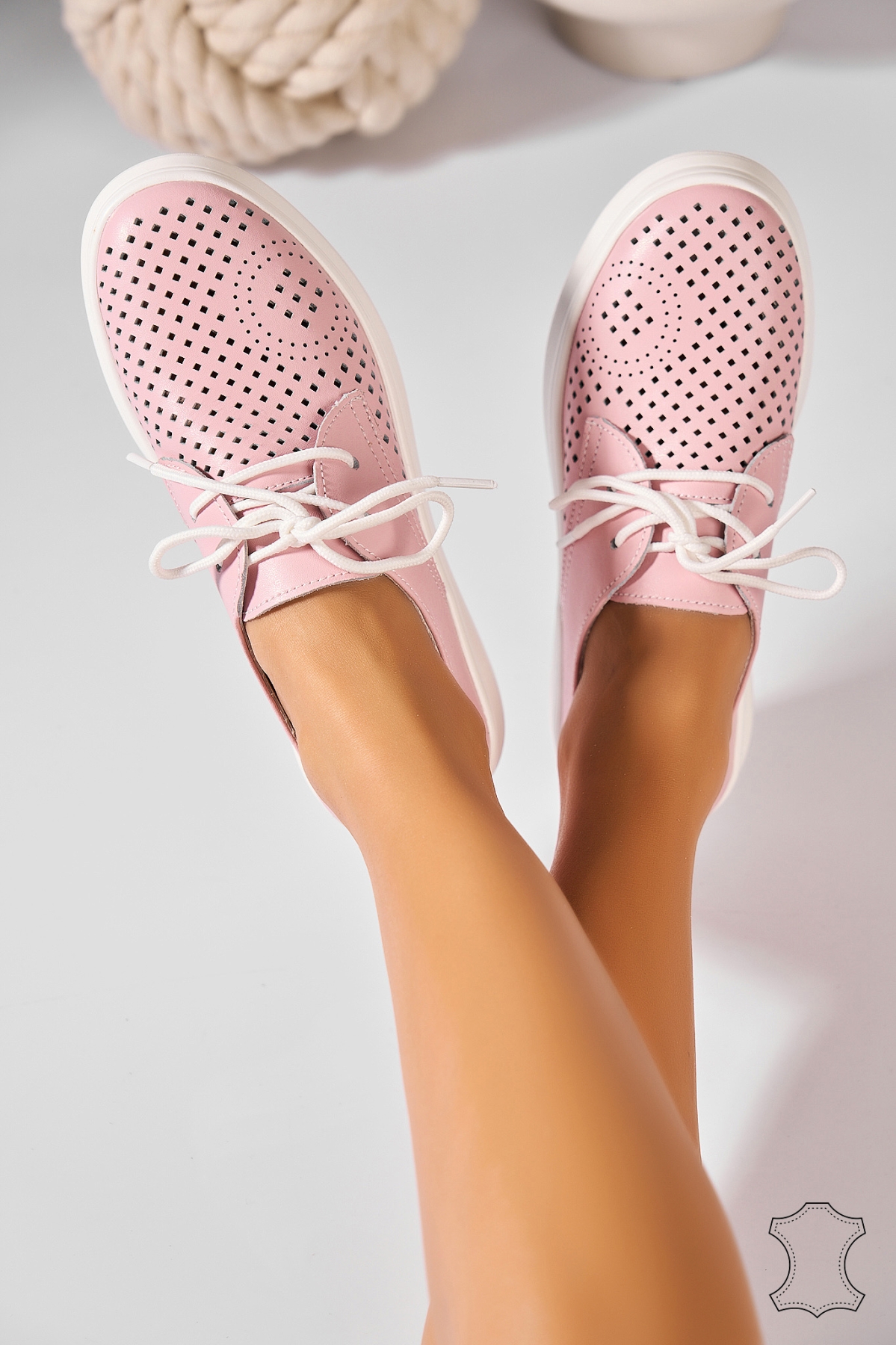 Adidasi Piele Naturala Roz Eilish - 1 | YEO