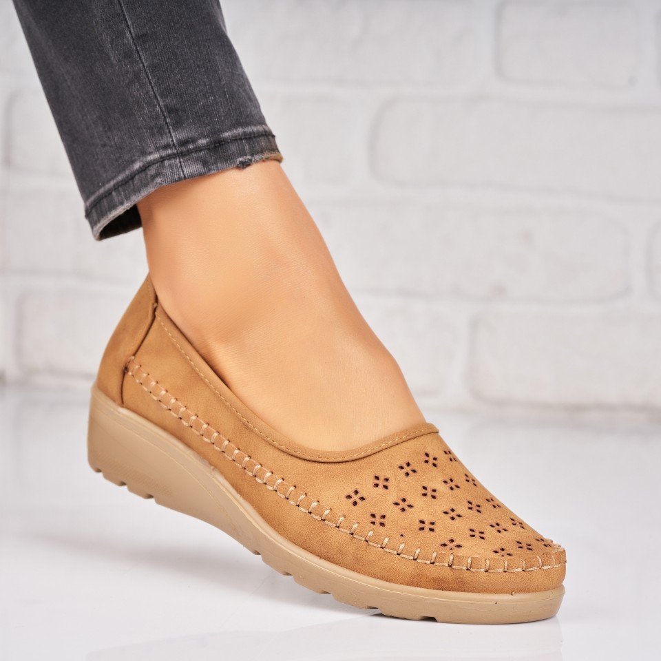 Pantofi dama casual Camel din Piele Ecologica Hayes A4804