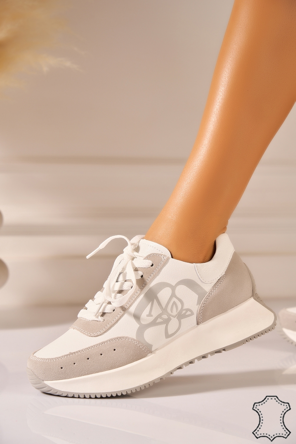 Adidasi Piele Naturala Intoarsa Gri Aydas