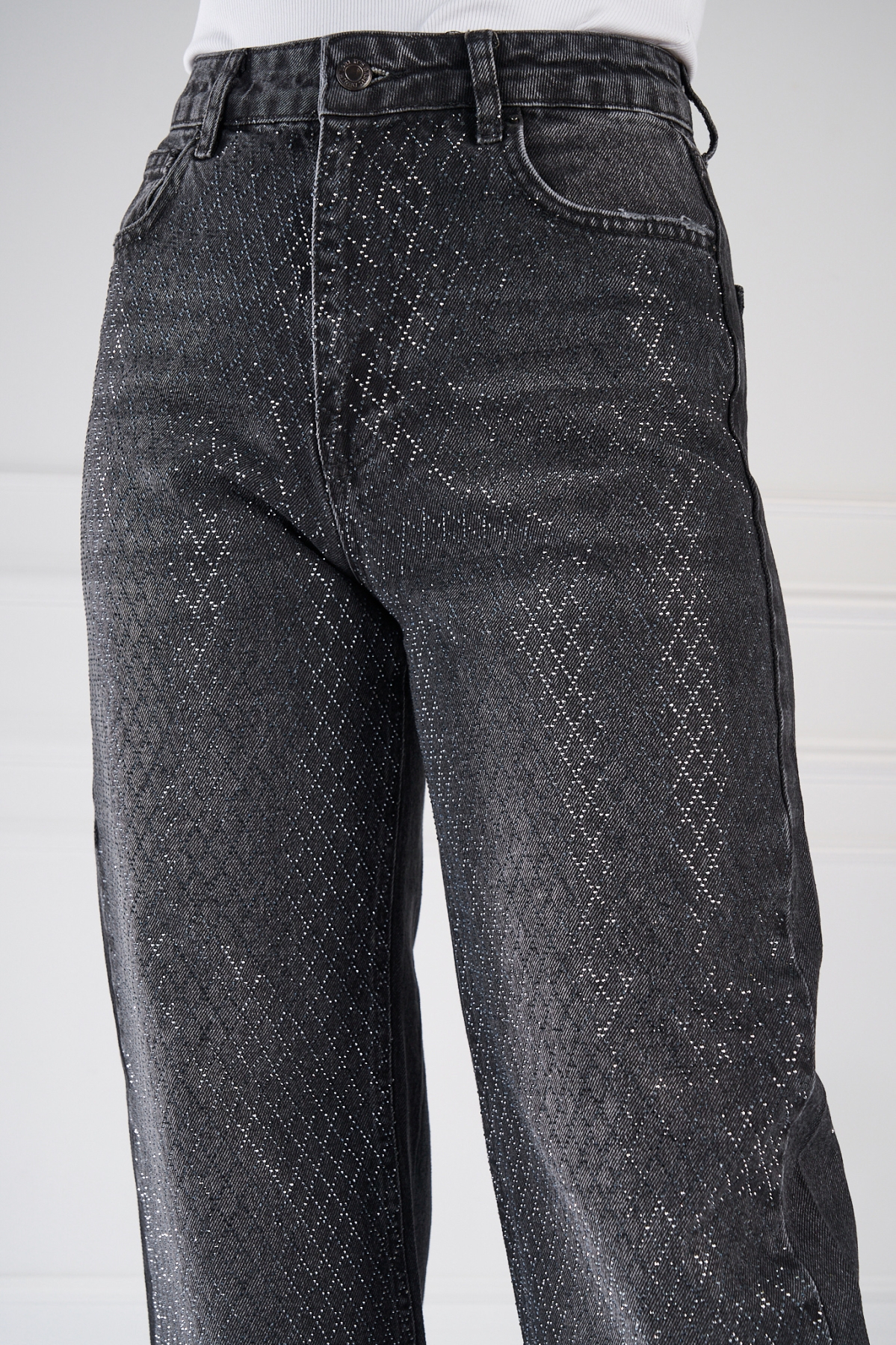 Blugi Regular Fit Negri Aiyana