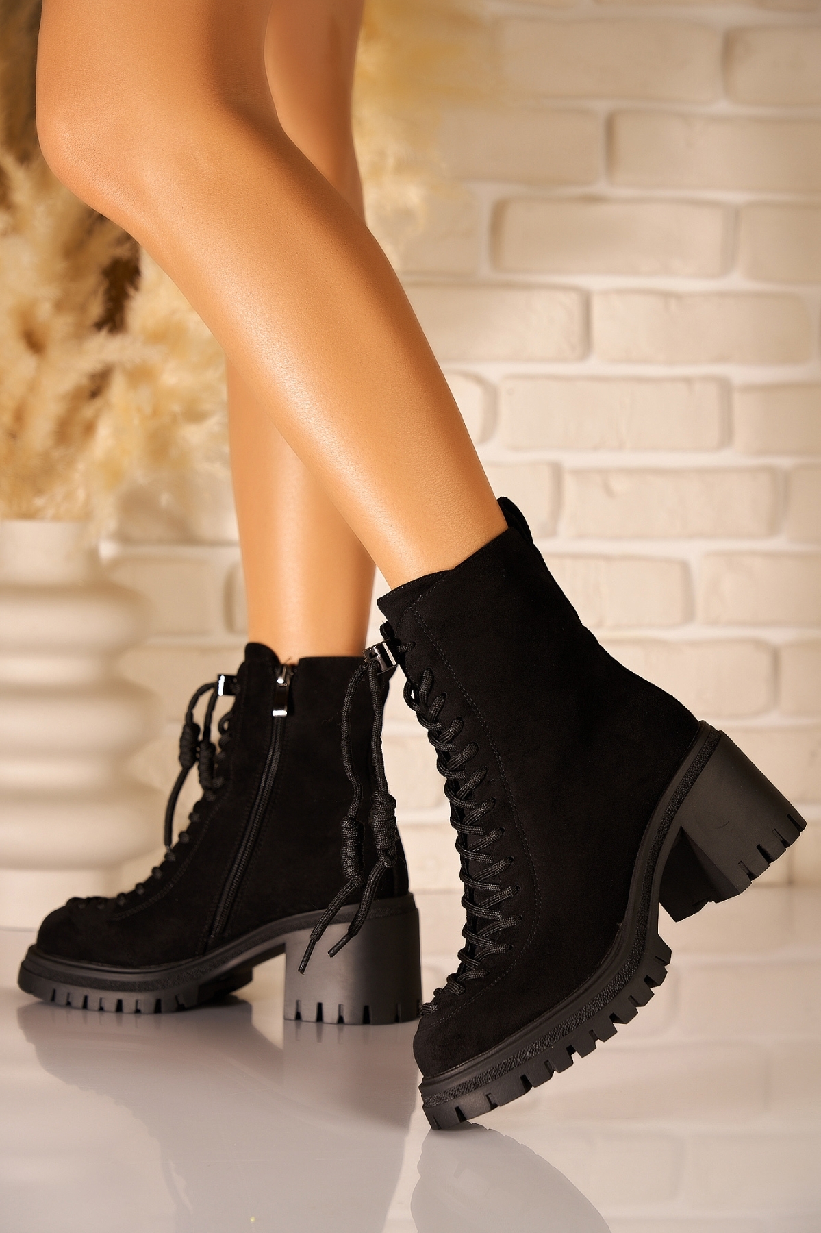 Botine dama Imblanite Negre din Piele Ecologica Intoarsa Zhavia