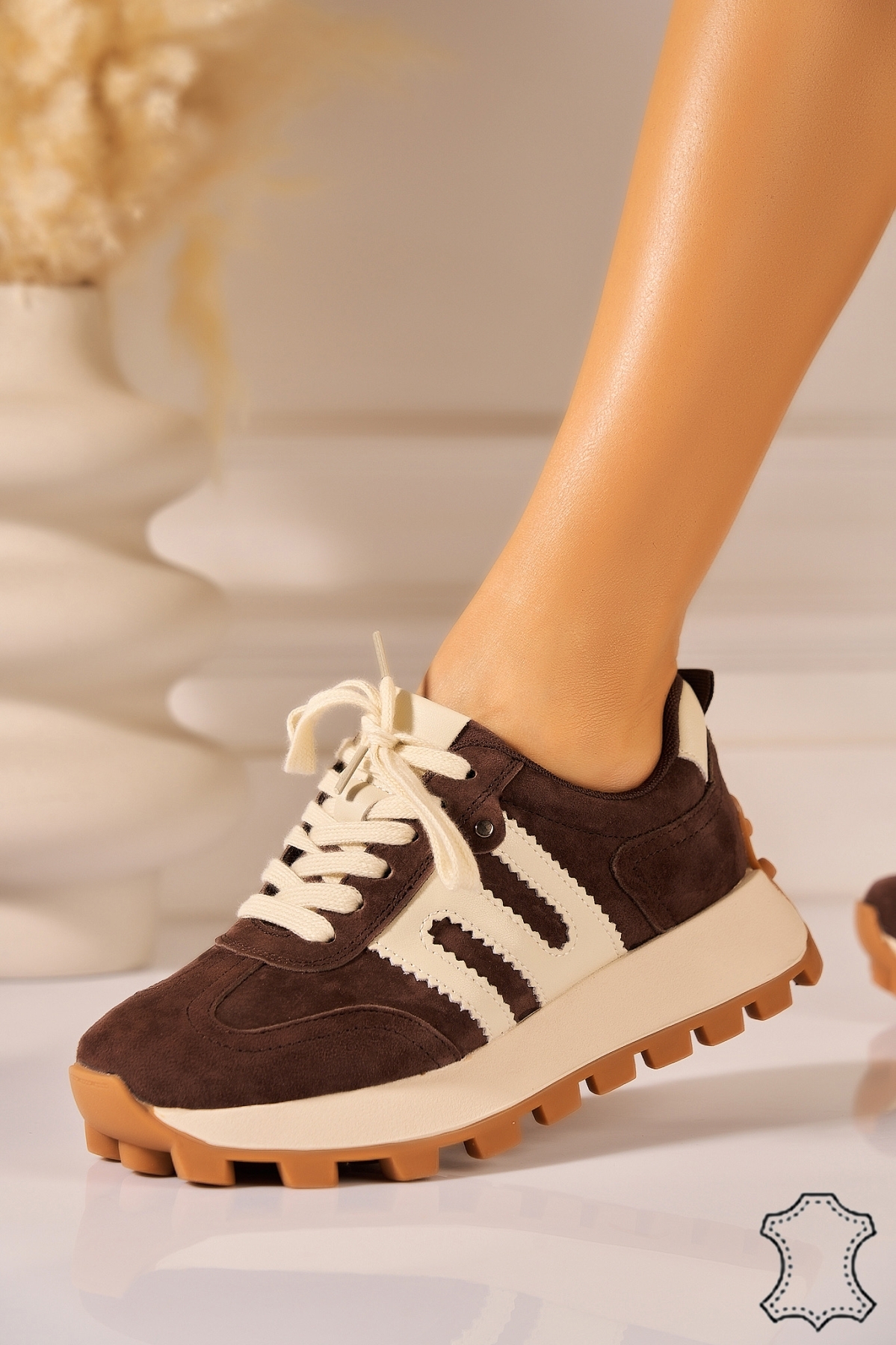 Adidasi Piele Naturala Intoarsa Maro Elayra