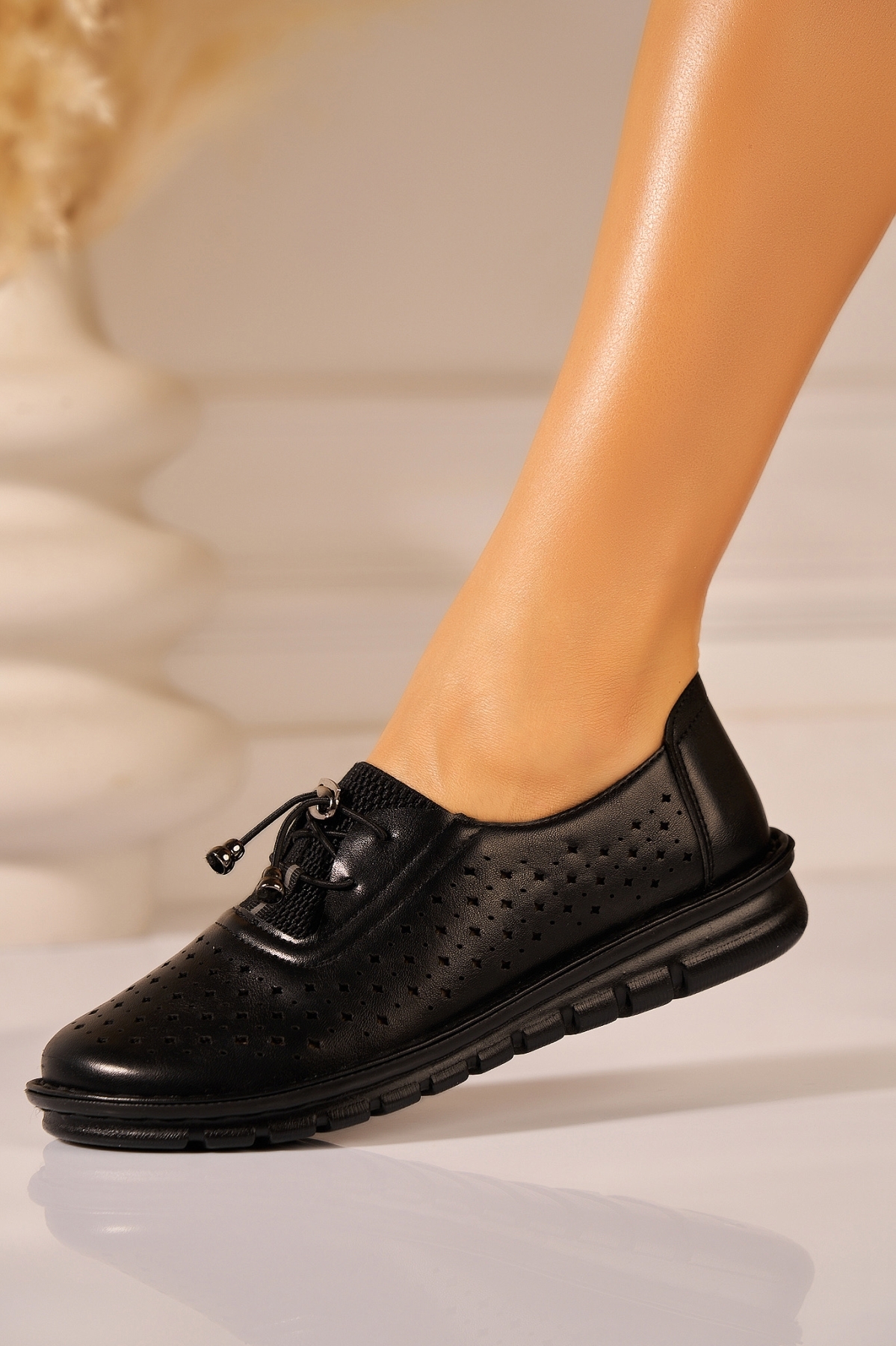 Pantofi dama casual Negri din Piele Ecologica Arisa - 2 | YEO