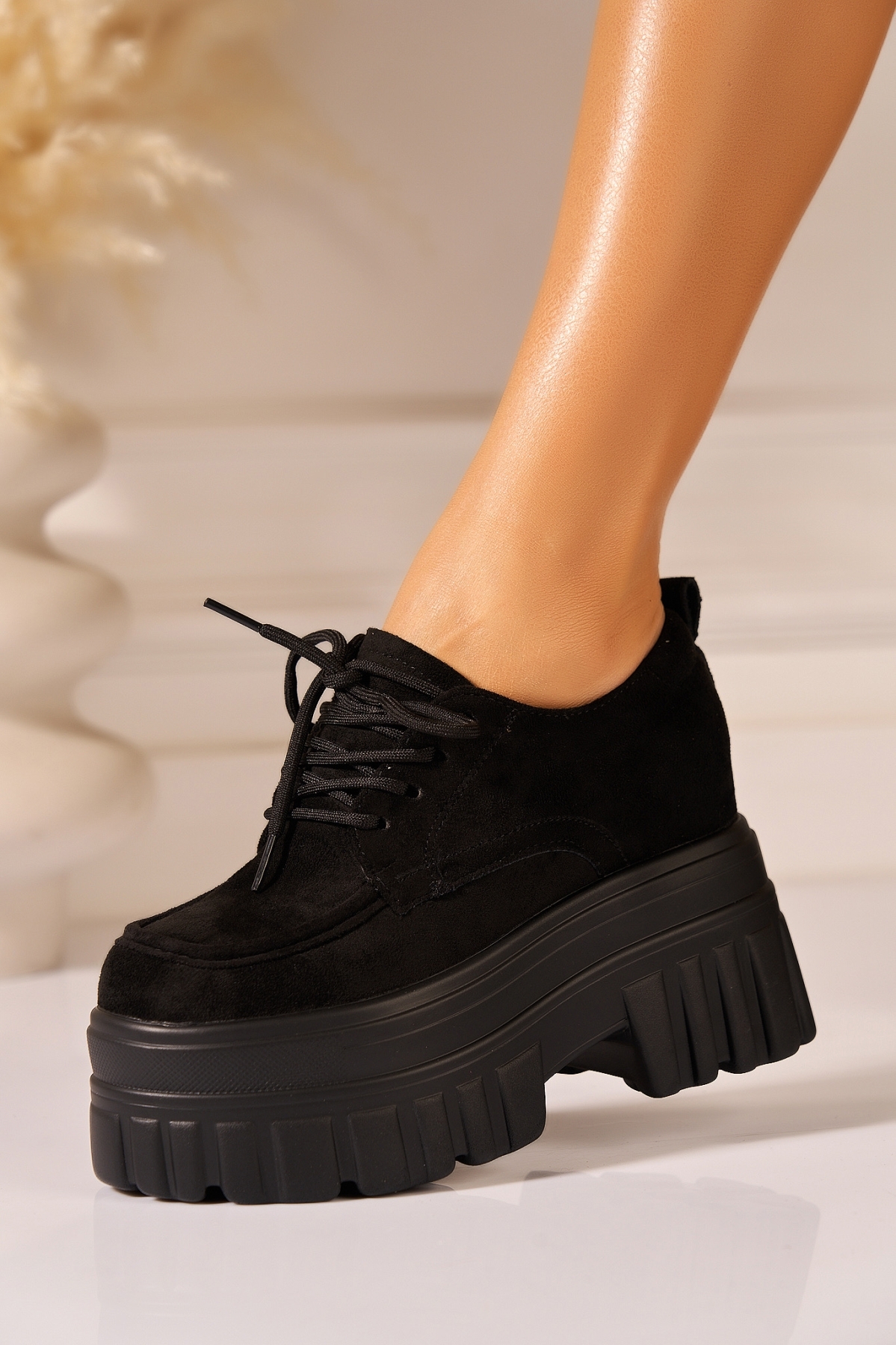 Pantofi dama cu platforma Negri din Piele Ecologica Intoarsa Cashlyn