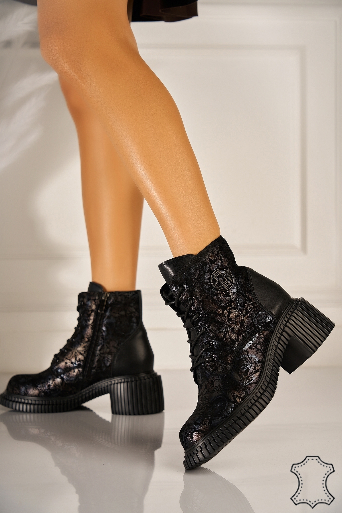 Ghete Piele Naturala Intoarsa dama Negre Henyz