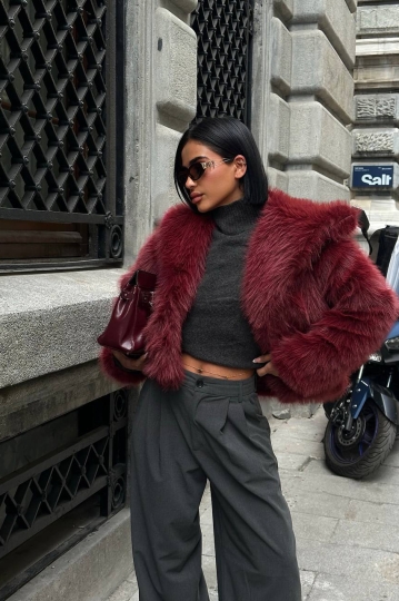 Jachete Dama Bordo Kayeri