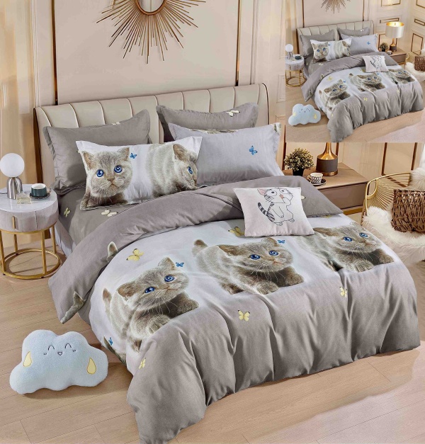 Lenjerie de Pat cu Pisicuțe – 6 Piese Bumbac Finet Premium, Cearșaf cu Elastic 230x250 cm, Husă cu Fermoar, Fețe Pernă 70x70 și 55x80 cm