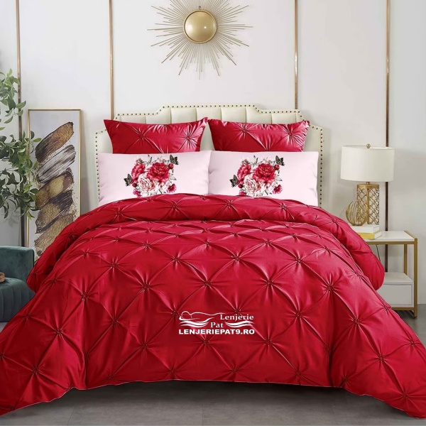 Lenjerie Pat Dublu Finetat cu Elastic, 6 Piese – Model Roșu cu Pliuri Decorative