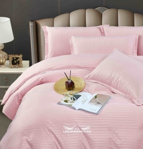 Lenjerie Pat 6 Piese Damasc Roz Pal, cu Cearșaf Elastic 232x250 cm – Saltea 180x200 cm - Img 1