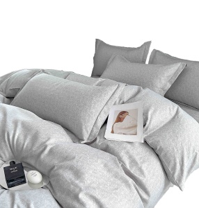 Lenjerie de Pat Gri cu Trandafiri – 6 Piese Bumbac Finet Premium, Cearșaf cu Elastic 230x250 cm, Husă cu Fermoar, Fețe Pernă 70x70 și 55x80 cm - Img 2