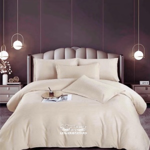 Lenjerie Pat 6 Piese Damasc Crem, cu Cearșaf Elastic 232x250 cm – Saltea 180x200 cm - Img 2