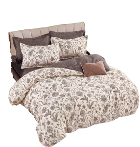 Lenjerie de Pat Maro Crem cu Flori – 6 Piese Bumbac Finet Premium, Cearșaf cu Elastic 230x250 cm, Husă cu Fermoar, Fețe Pernă 70x70 și 55x80 cm - Img 2