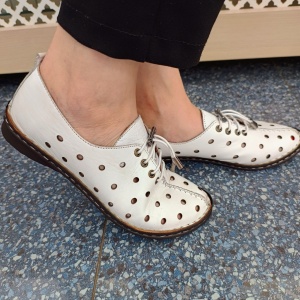 Pantofi dama din piele naturala alb 610