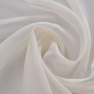 Material de voal 1,45 x 20 m, crem