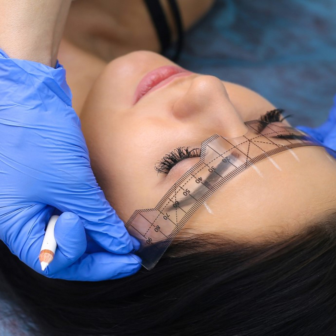 DERMOPIGMENTAZIONE E TRUCCO PERMANENTE