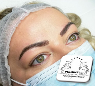 MICROBLADING O SOPRACCIGLIA IPERREALISTICHE