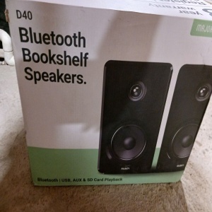 Majority D40 boxe PC active 2.0 Bluetooth HiFi, 60W, intrare optica/RCA/USB/AUX, drivere 4", dulap lemn masiv, telecomanda inclusa - Verificat A · Re-Bloom - Img 5