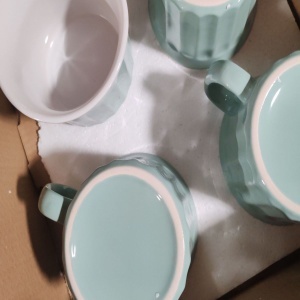 Set 4 boluri ceramice, cu maner si capac, 400 ml, rezistente la microunde, Turcoaz, Resigilat, Grad A - Img 6