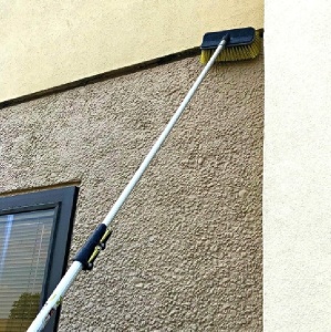 Set perie dura cu maner extensibil DOCA, plastic/cauciuc/aluminiu, negru/galben/argintiu, 3.6 m - Img 3