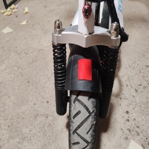 Trotineta electrica pliabila RYDE 600 - seria 10", 600W/52V/18.2Ah, viteza maxima 55km/h, autonomie 60-65 km (Alb), Resigilat, Grad B - Img 2