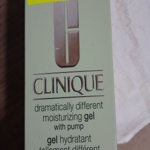 Gel hidratant Clinique, Dramatically Different Moisturizing Gel, 125 ml, Resigilat, Grad A - Img 2