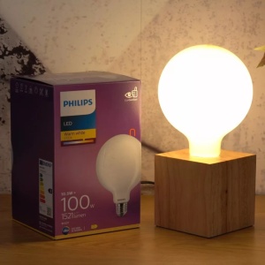 Bec LED glob Philips G120, EyeComfort, E27, 13W (120W), 2000 lm, lumina alba calda (2700K), clasa energetica D, Resigilat, Grad B - Img 2