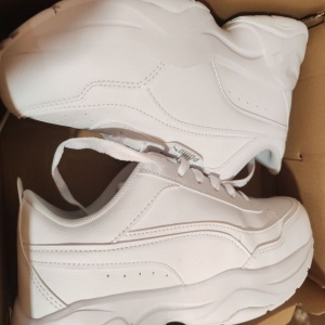 Puma, Pantofi sport din piele ecologica Cilia Mode, Alb, 37.5, Resigilat, Grad A - Img 2