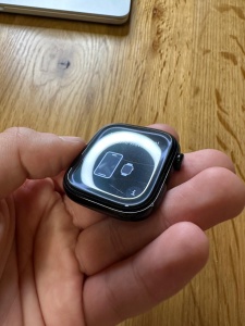 Apple Watch 10 GPS, Carcasa Jet Black Aluminium Case 46mm, Black Sport Band - S/M, RESIGILAT, GRAD B, GARANTIE 12 LUNI - Img 3
