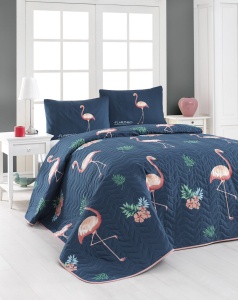 Set cuvertura matlasata + 2 fete de perna, 65% bumbac/35% poliester, 240x220 cm + 2x60x60 cm, umplutura fibra 100% 90g/m², lavabil 30°C, multicolor - Verificat A · Re-Bloom