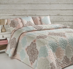 Set cuvertura matlasata + 2 fete de perna, 65% bumbac/35% poliester, 240x220 cm + 2x60x60 cm, umplutura fibra 100%, 260g/m², lavabil 30°C, multicolor - Verificat A · Re-Bloom