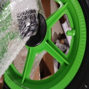 Bixe bicicleta fara pedale, cadru aluminiu, roti 12 inch, varsta 2-5 ani, verde - Verificat A · Re-Bloom - Img 5