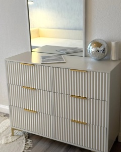 Produs Resigilat Comoda Re-Bloom Walcott, 6 sertare, MDF/paulownia/fier, 108x40x89 cm, alb/auriu - Verificat A - Img 5