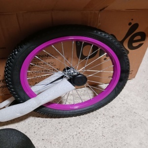 Bixe bicicleta fara pedale, cadru aluminiu, roti 16 inch, anvelope pneumatice, varsta 5-9 ani, alb/mov - Verificat A · Re-Bloom - Img 6