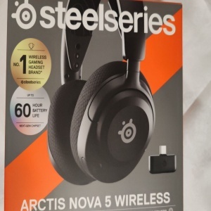 Casti gaming wireless SteelSeries Arctis Nova 5 pentru PC/PS4|5, Switch, Mobile, Mac, Oculus Quest 2, USB/Wireless/Bluetooth, drivere 40 mm, microfon retractabil Arctis ClearCast Gen2, Bidirectional Noise Canceling, Resigilat, Grad A - Img 2