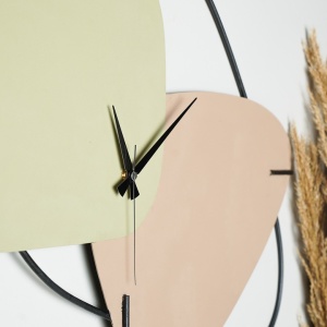 Ceas decorativ de perete Re-Bloom, metal, roz/verde/negru, 58 x 55 cm - Img 4